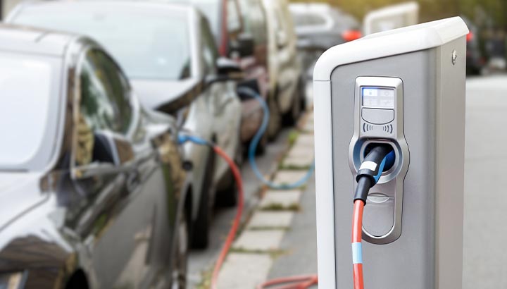Elektrische auto leasen is vaak onaantrekkelijk